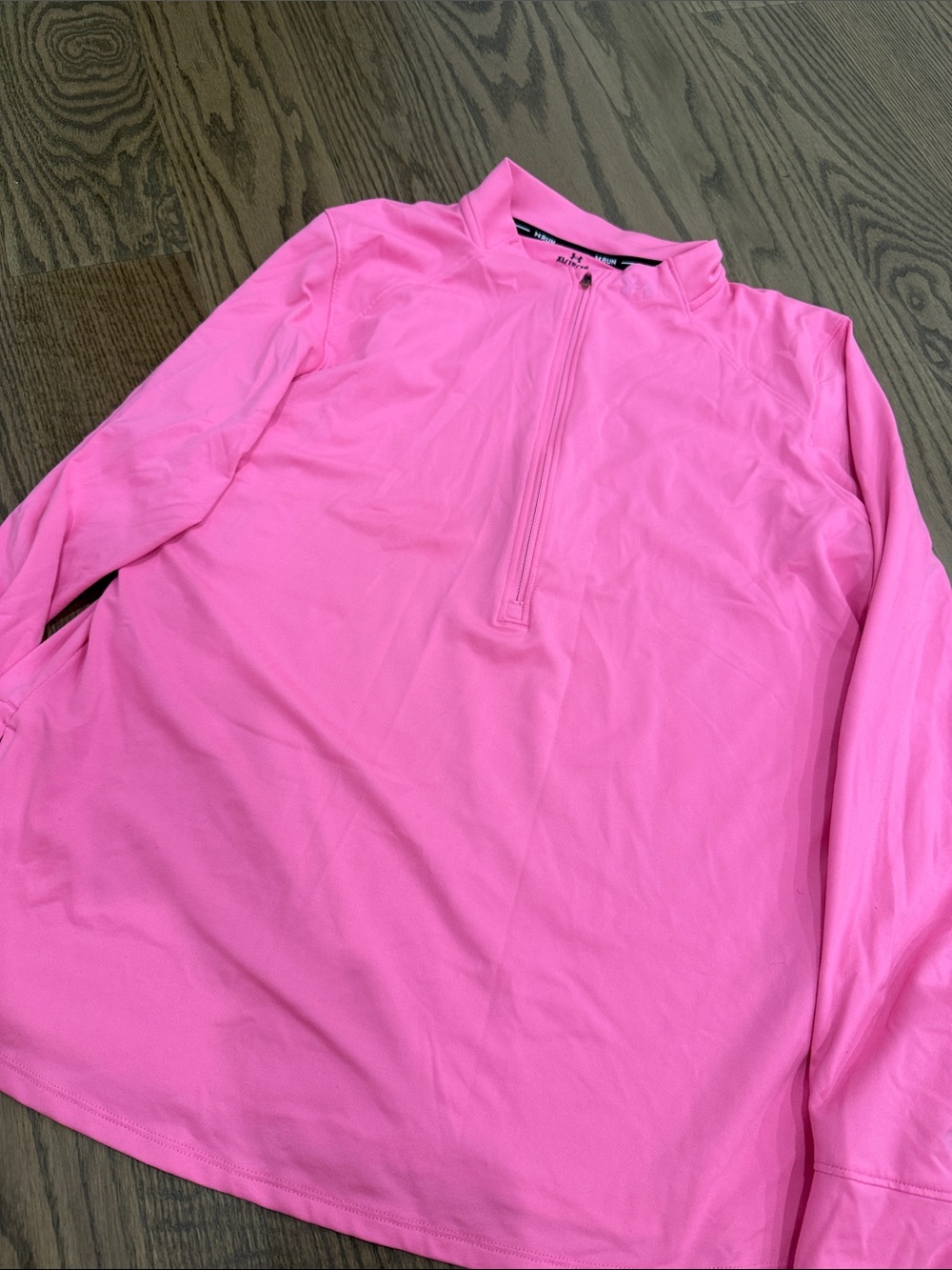 Under Armour women’s Bright Pink Long-Sleeve Half-Zip Top
